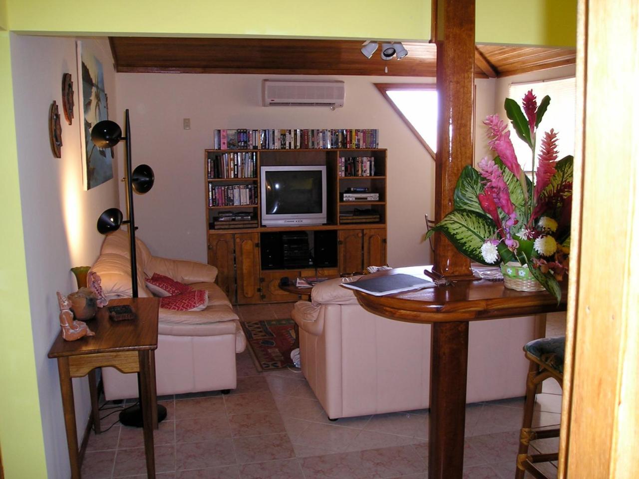 Green Parrot Beach Houses And Resort Placencia Luaran gambar