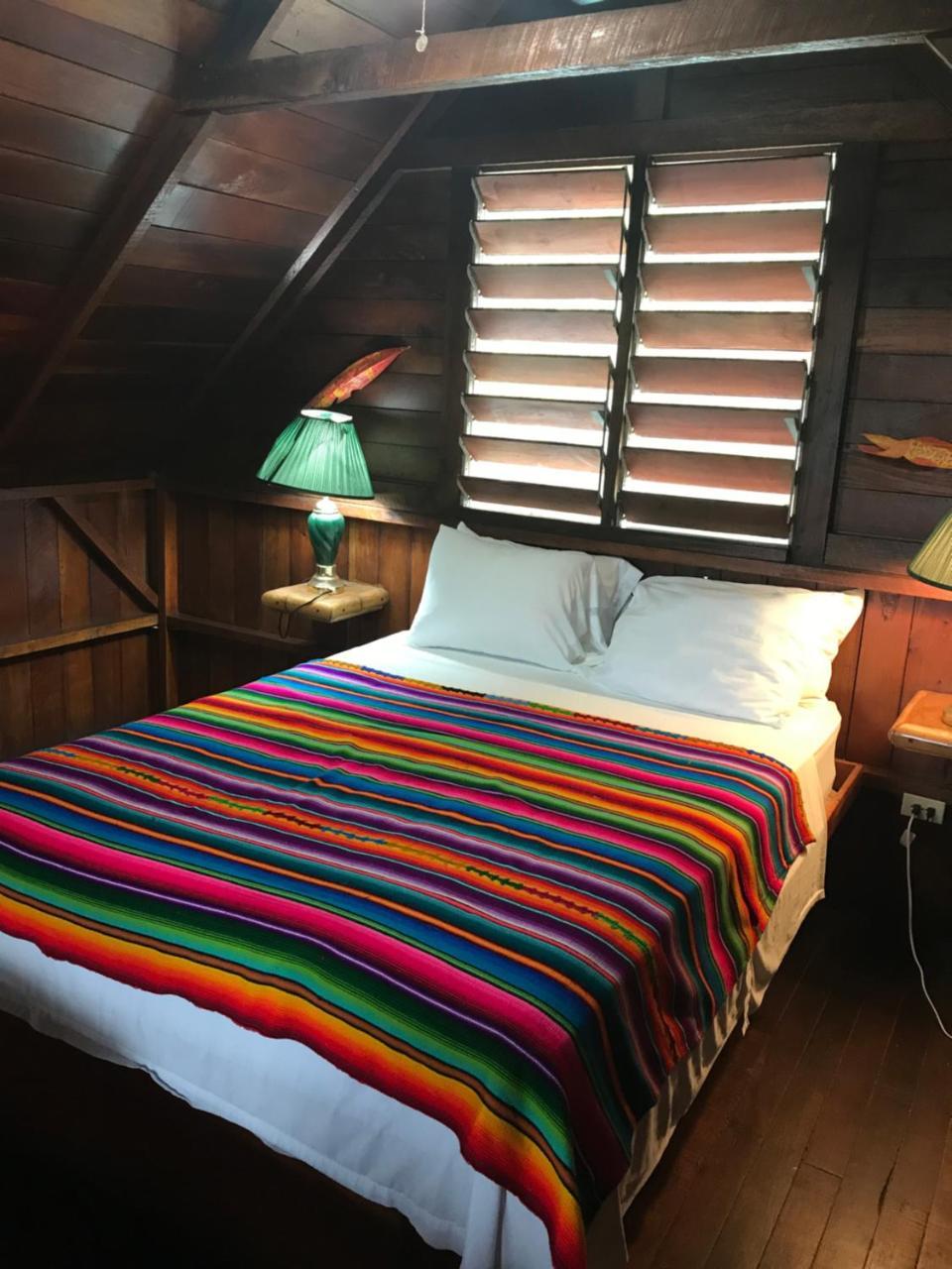 Green Parrot Beach Houses And Resort Placencia Luaran gambar