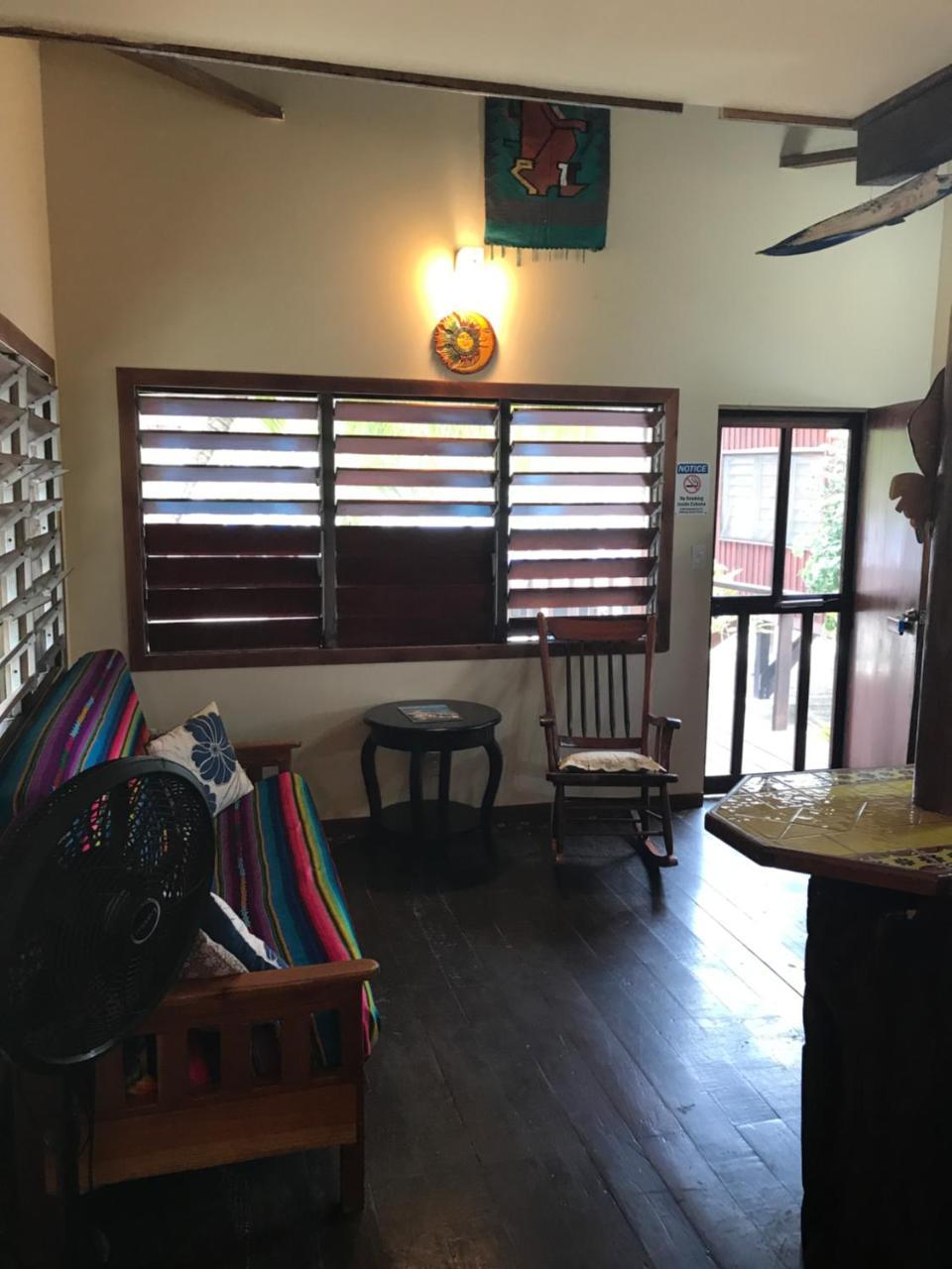 Green Parrot Beach Houses And Resort Placencia Luaran gambar
